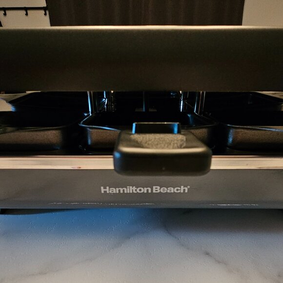 Hamilton Beach electric raclette/party grill - Picture 3 of 6